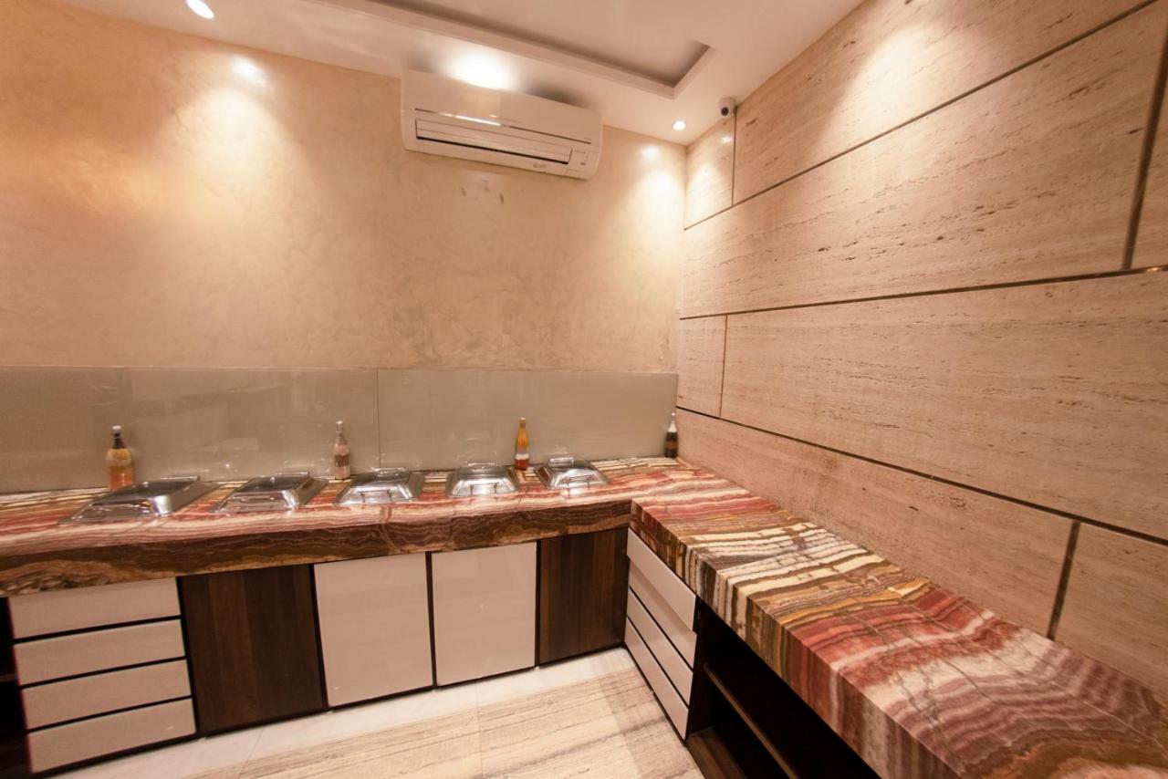 Hotel Manama Mumbai Exterior foto