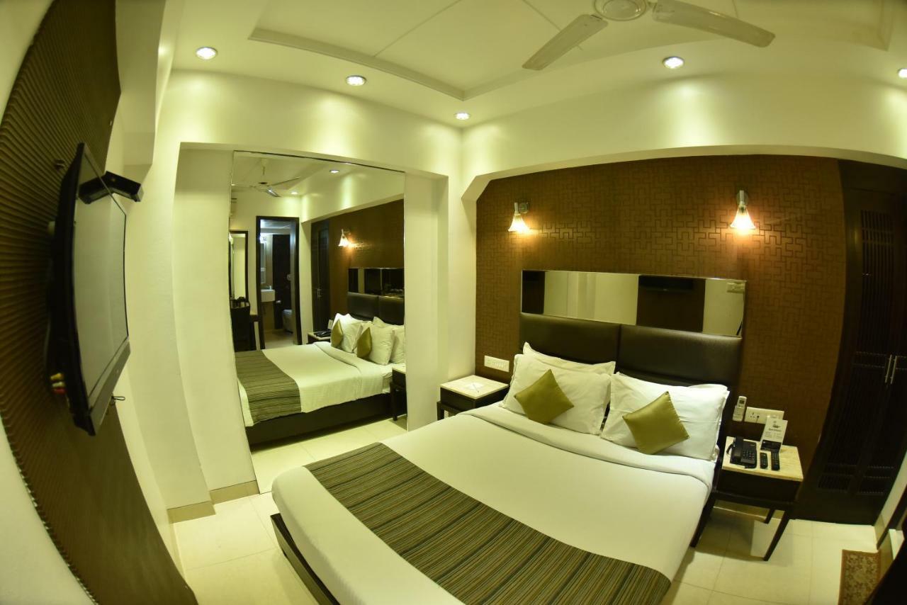 Hotel Manama Mumbai Exterior foto